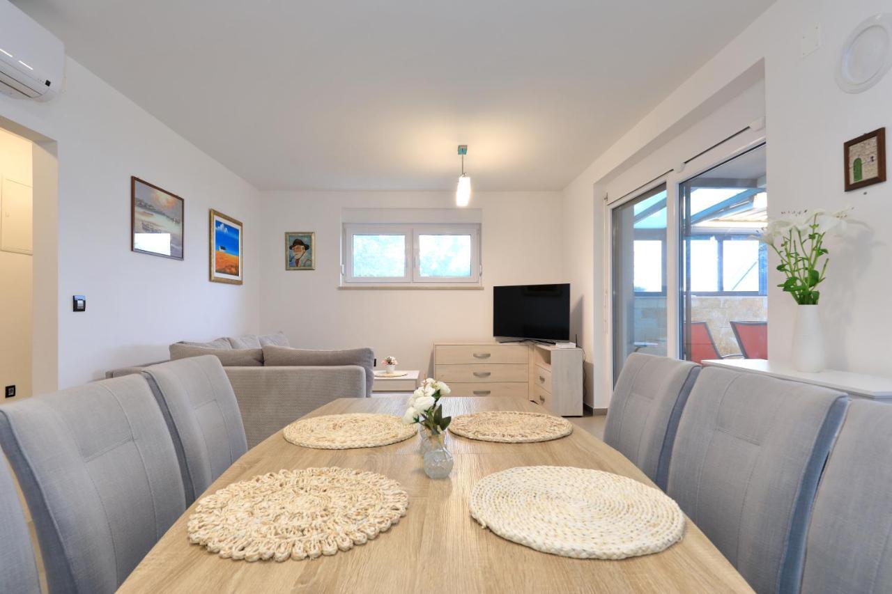 Appartement Leda *