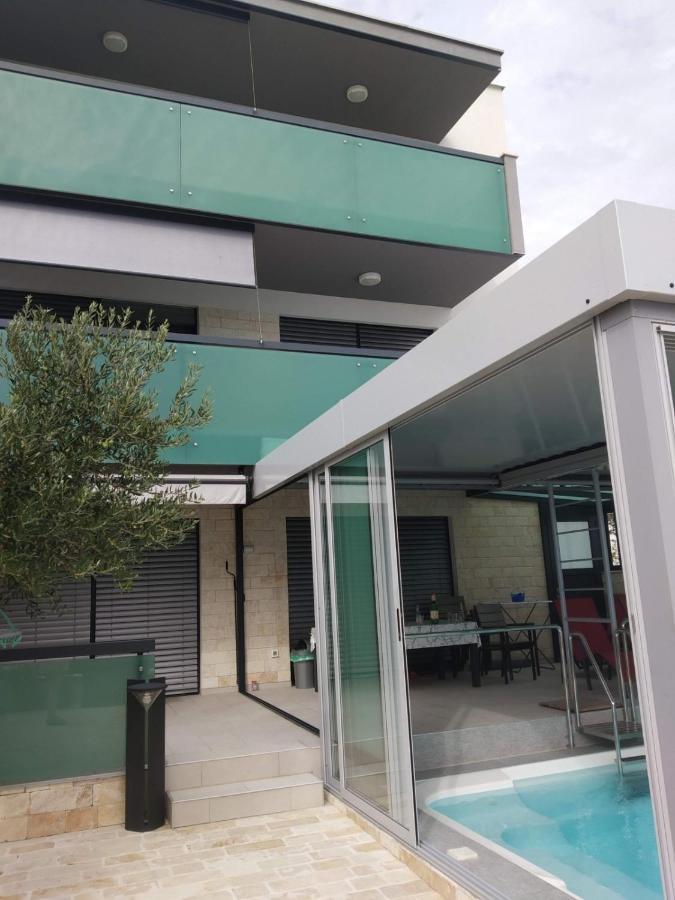 Apartma Leda Kozino